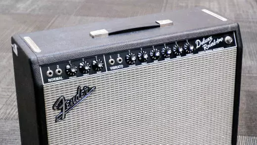 Fender - Tone Master Deluxe Reverb 1x12'' Amplifier - 120V 2